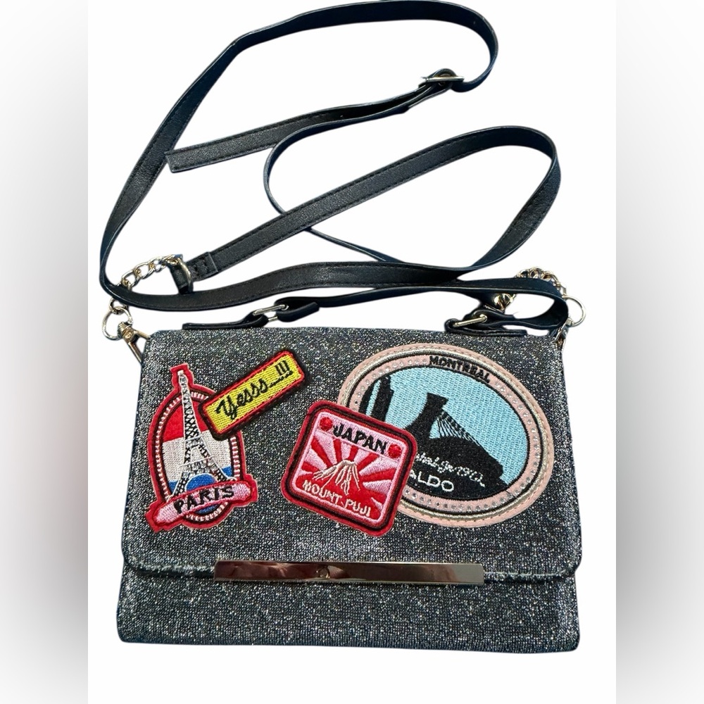 As seen on General Hospital Aldo sparkly wallet purse with tourist patches NWOT,